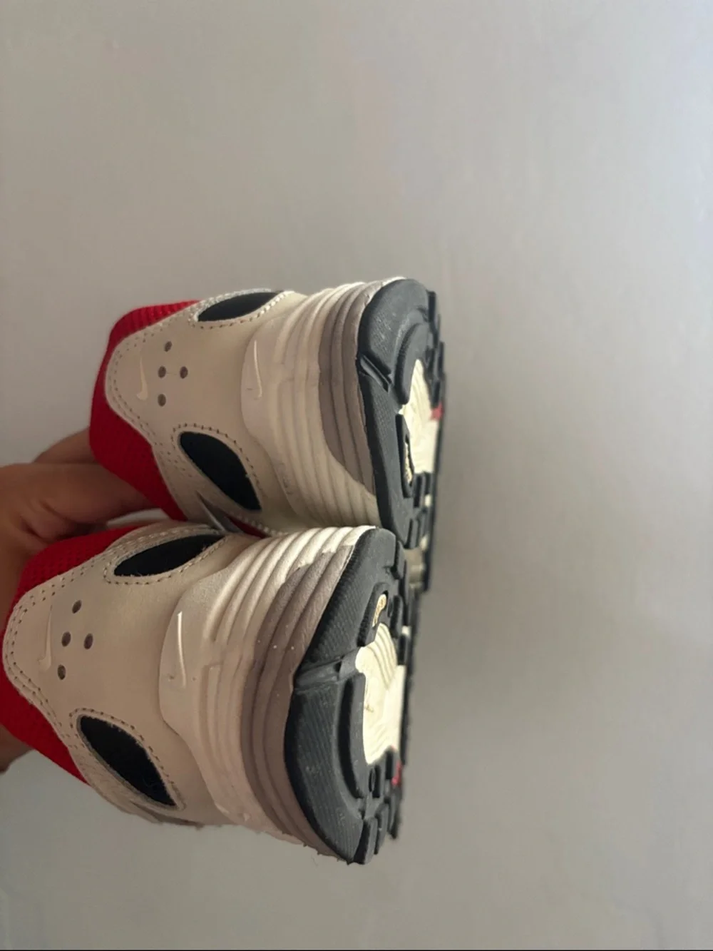 Nike shoes - Picture 5 of 5